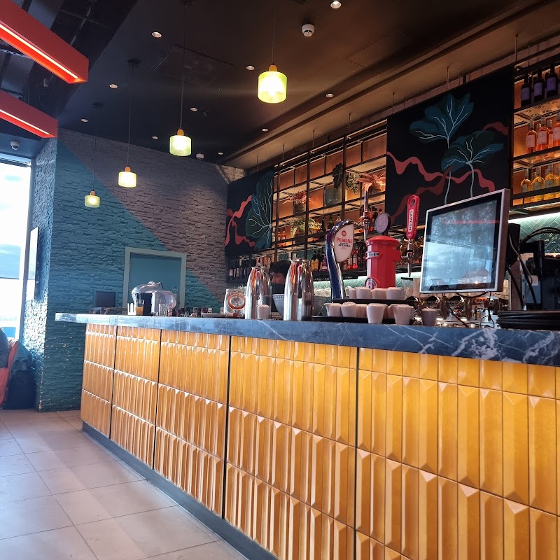 Giraffe - Manchester Airport T2 ヒーロー画像