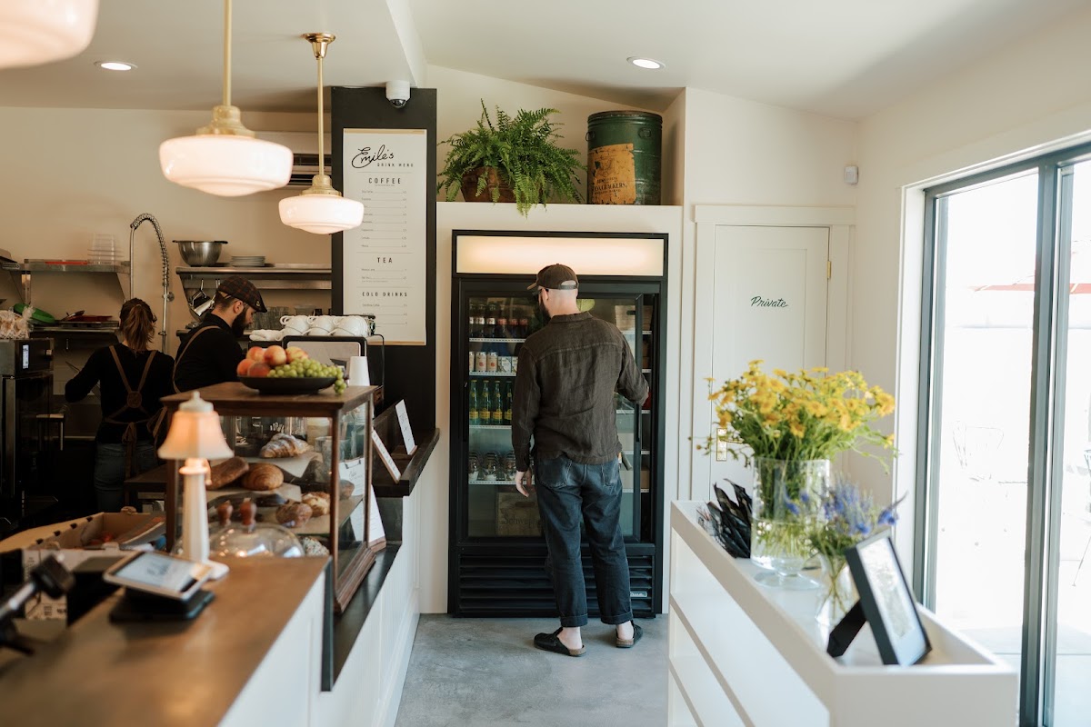 Emile's Cafe ヒーロー画像