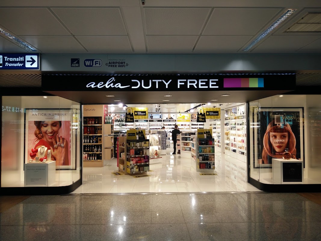 Aelia Duty Free hero