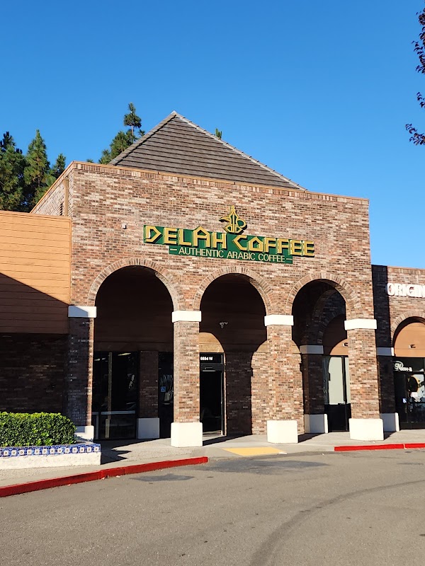 Delah Coffee hero