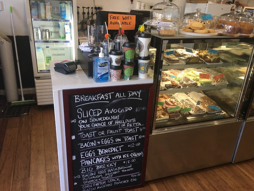 Little Gossip Cafe hero