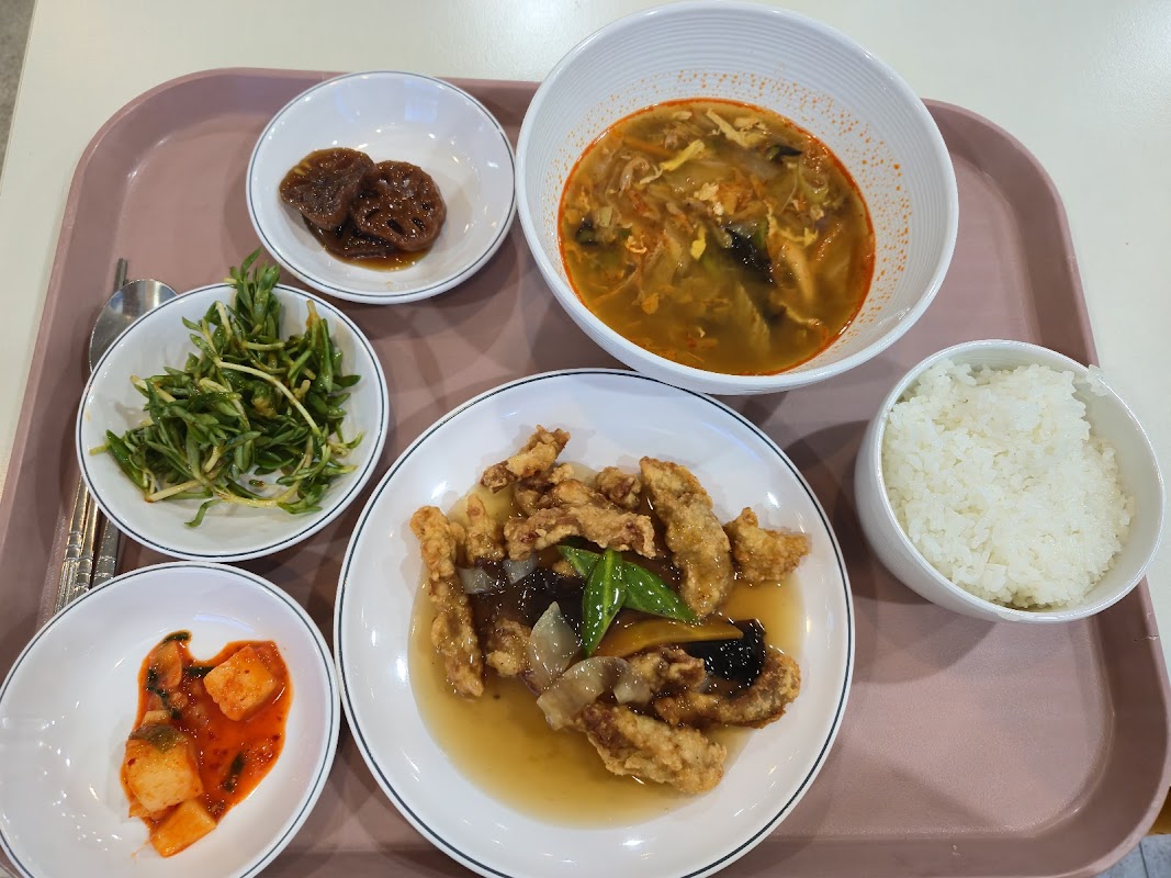 Foto principal de SNU Bldg #109: Jaha Pond Cafeteria