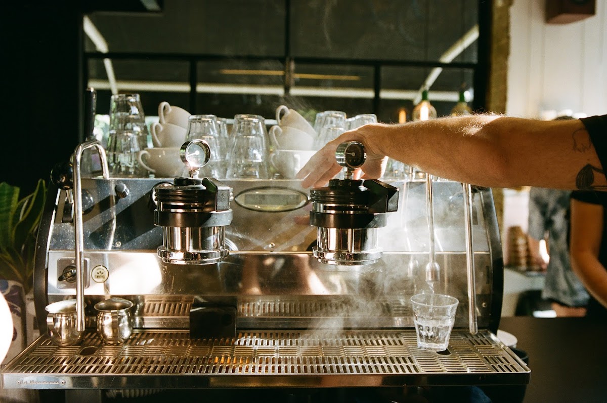 Cafelix Merkhavya Levinsky hero