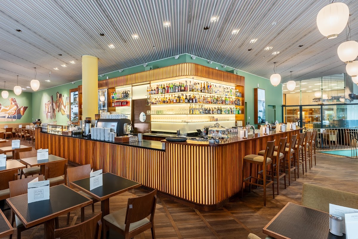 Funkhaus Cafe-Bar-Restaurant ヒーロー画像
