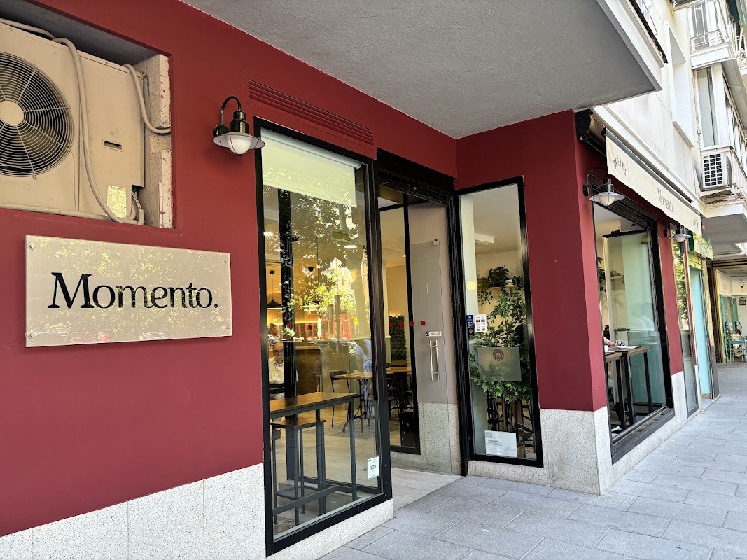 Momento Café Titelbild