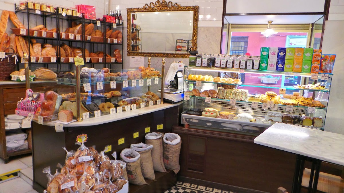 Brown Bear Bakery hero