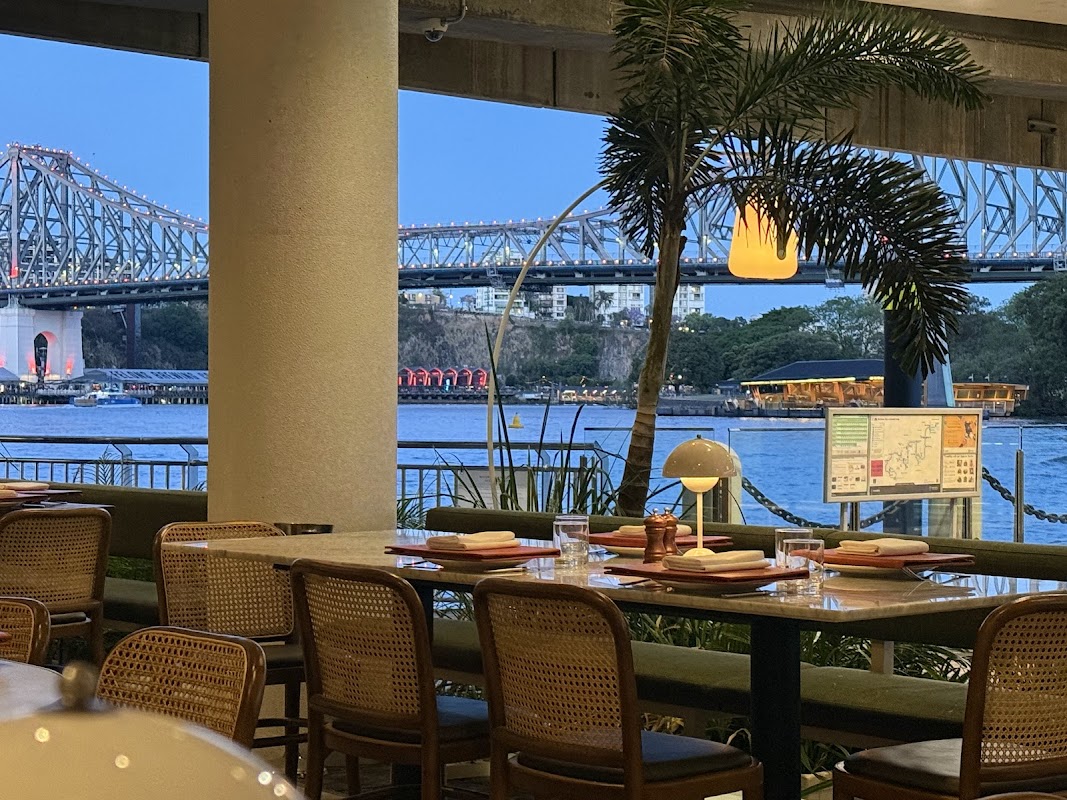 Massimo Restaurant & Bar hero