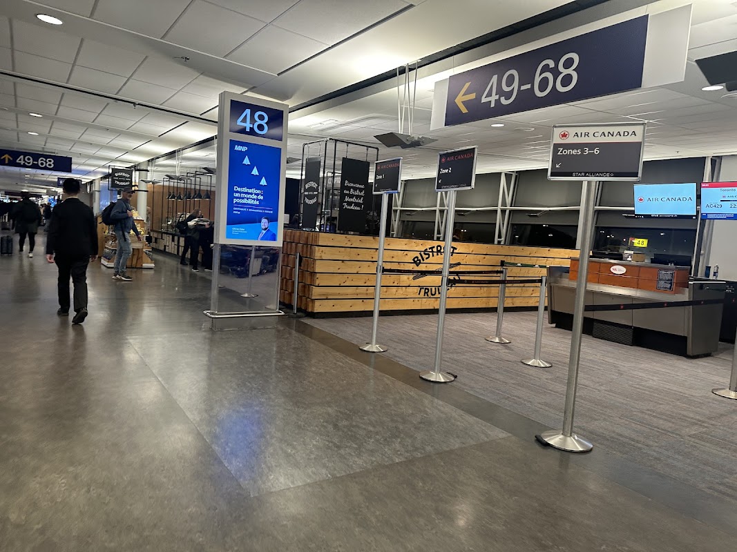 Bistrot Montréal-Trudeau hero