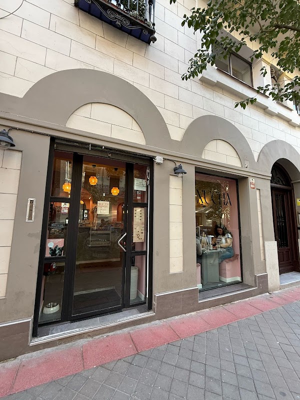 Nucha Coffee art Titelbild