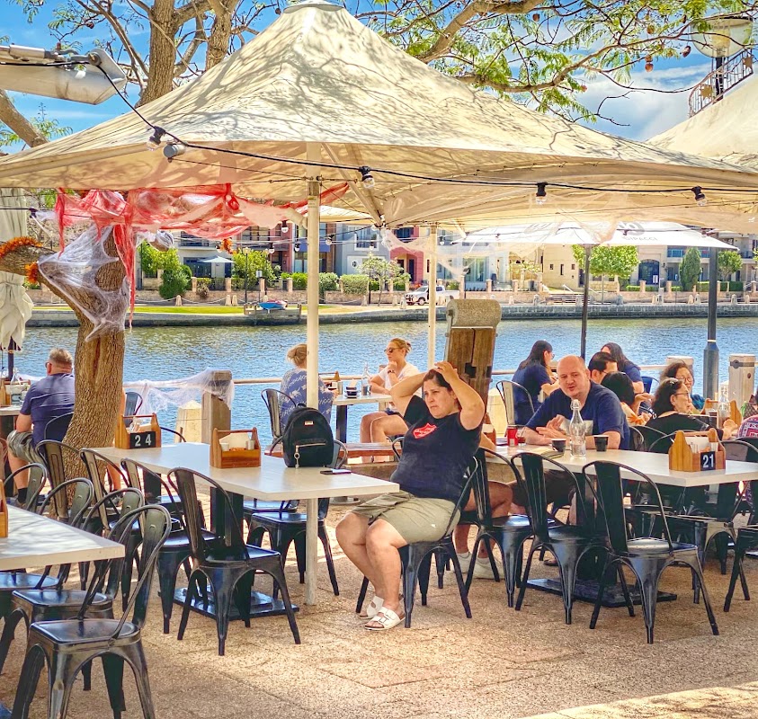 The Partisan ヒーロー画像