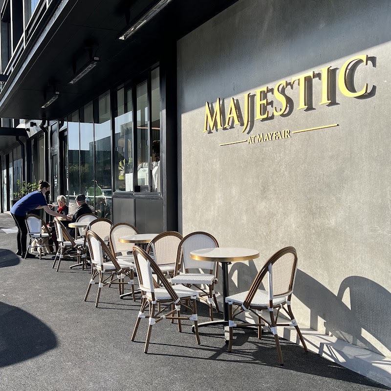 Majestic at Mayfair Titelbild