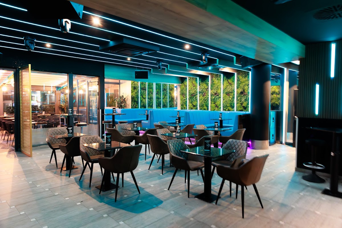 Cafe MP Stuttgart ヒーロー画像