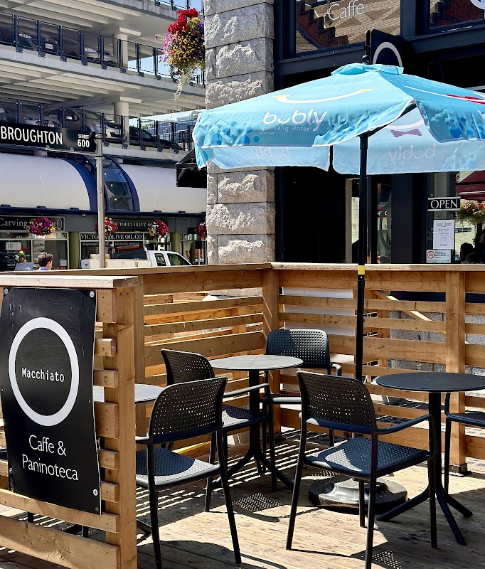 Macchiato Caffe on Broad Street ヒーロー画像