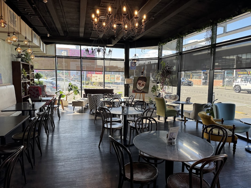 Makan Cafe Titelbild