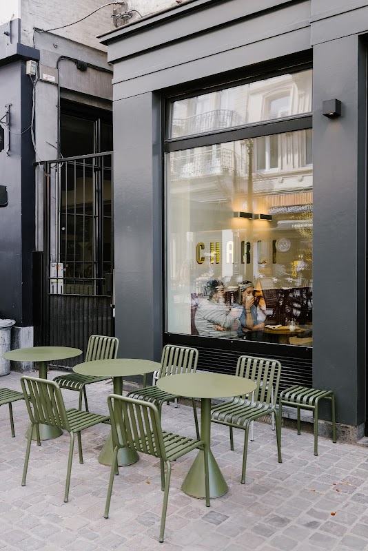 Charli ヒーロー画像