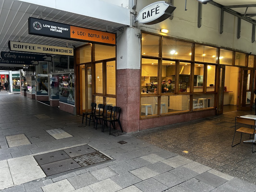 First Shot Coffee Titelbild