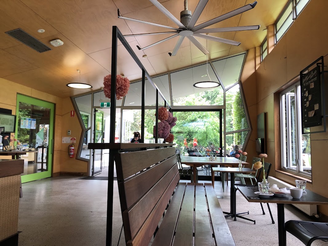 KereKere Green Titelbild