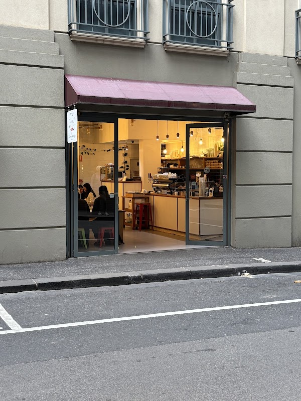 Cherry and Twigs ヒーロー画像