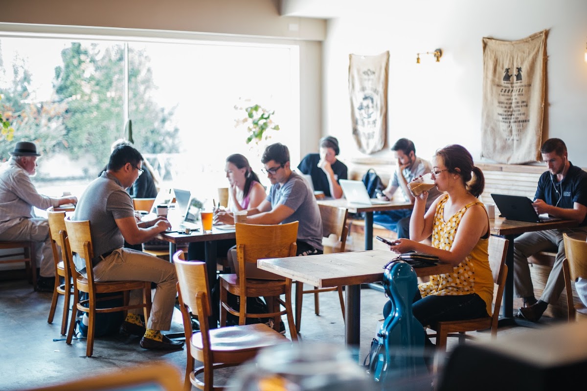 Indah Coffee ヒーロー画像