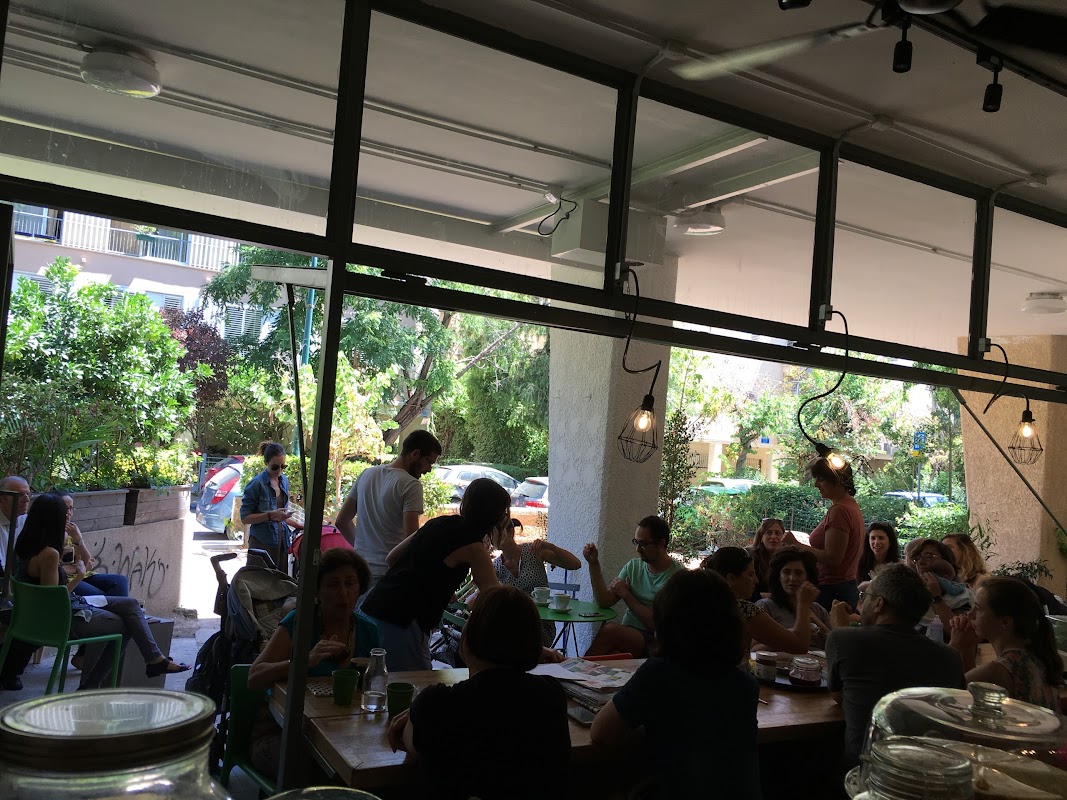 Cafe Yael Titelbild