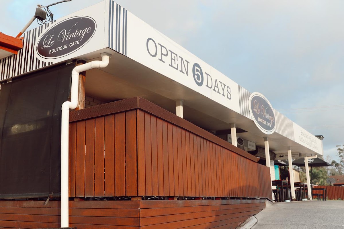 Le Vintage Boutique Cafe Titelbild