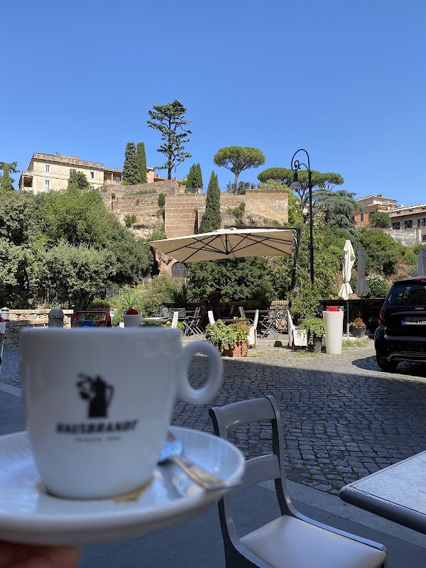 ART GALLERY CAFFÈ ヒーロー画像