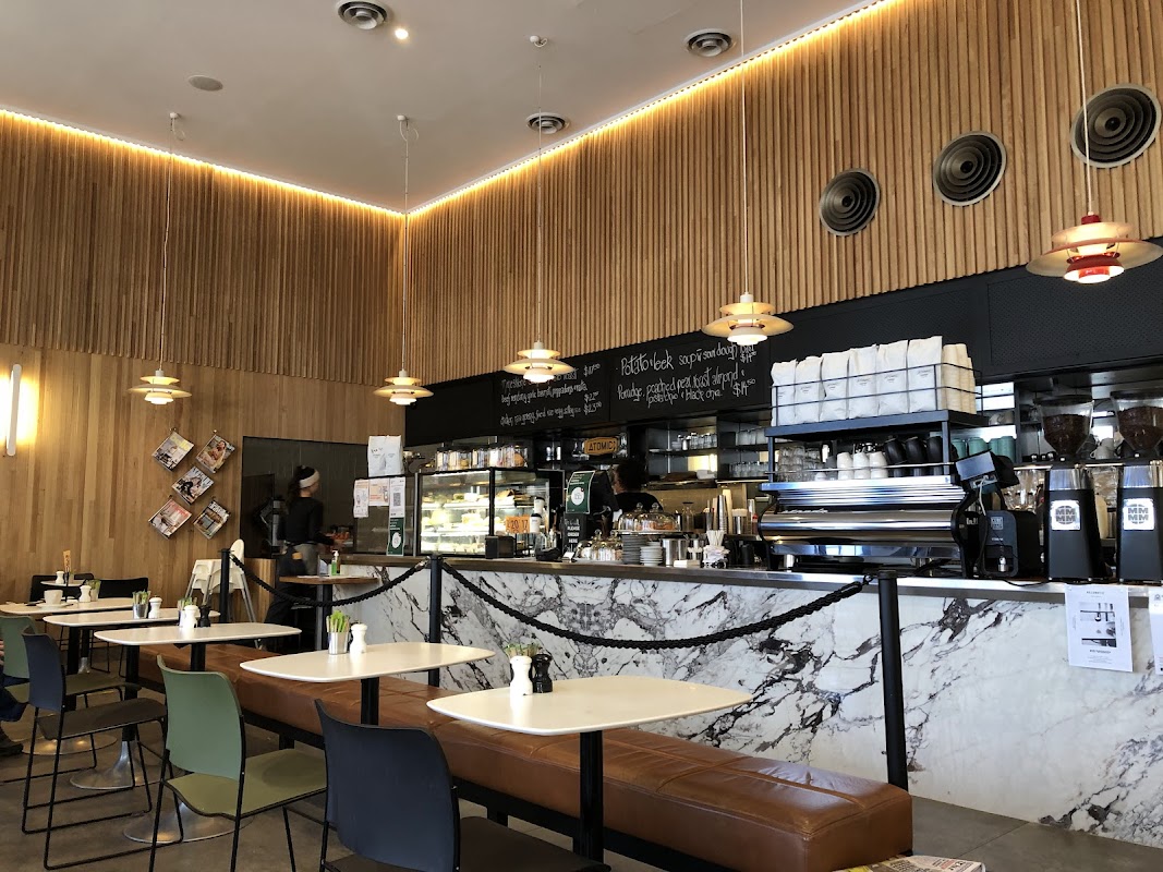 Photo principale Atomic