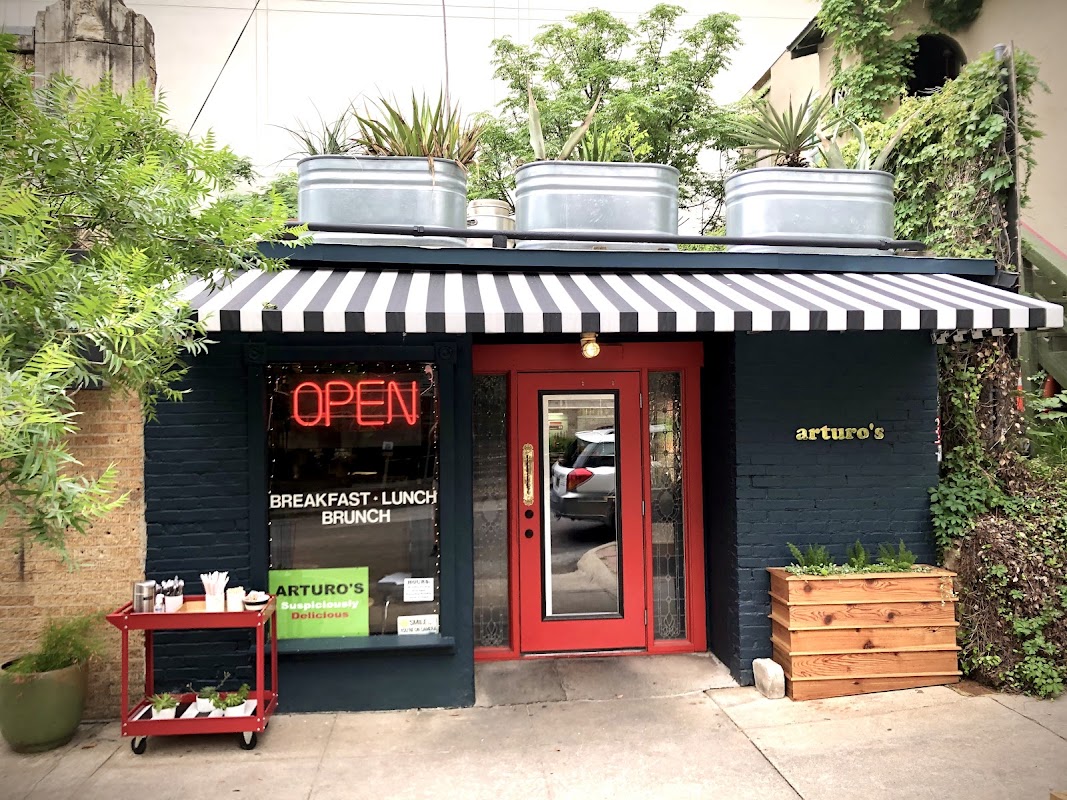 Arturo's Underground Cafe hero