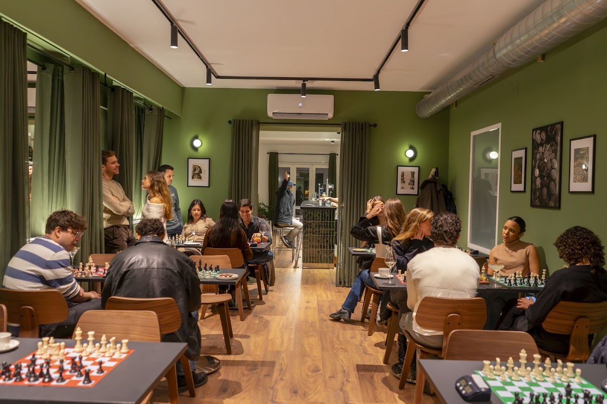 Gambit Café Madrid Titelbild