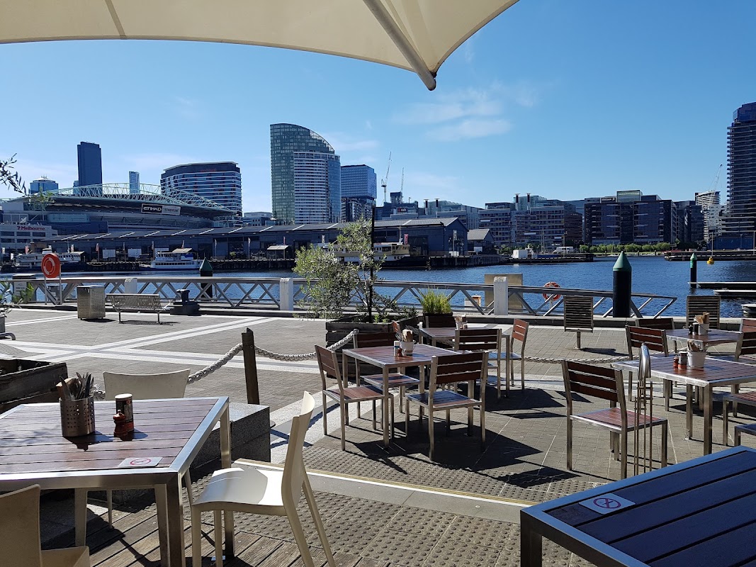 Cargo Bar & Eatery hero