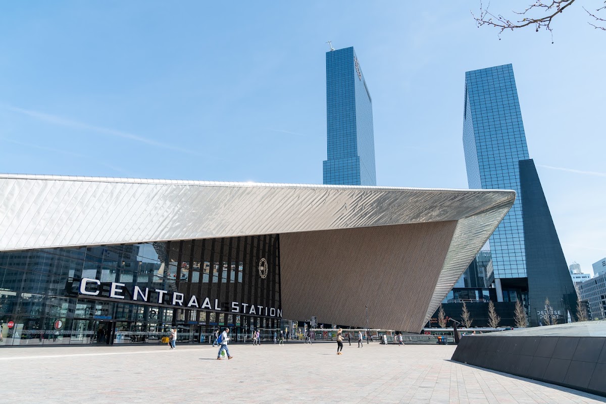 Rotterdam Central Station hero