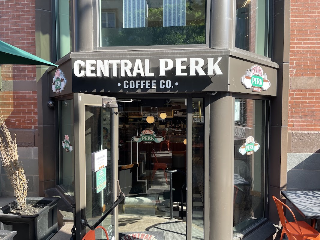 Central Perk Coffee Co ヒーロー画像
