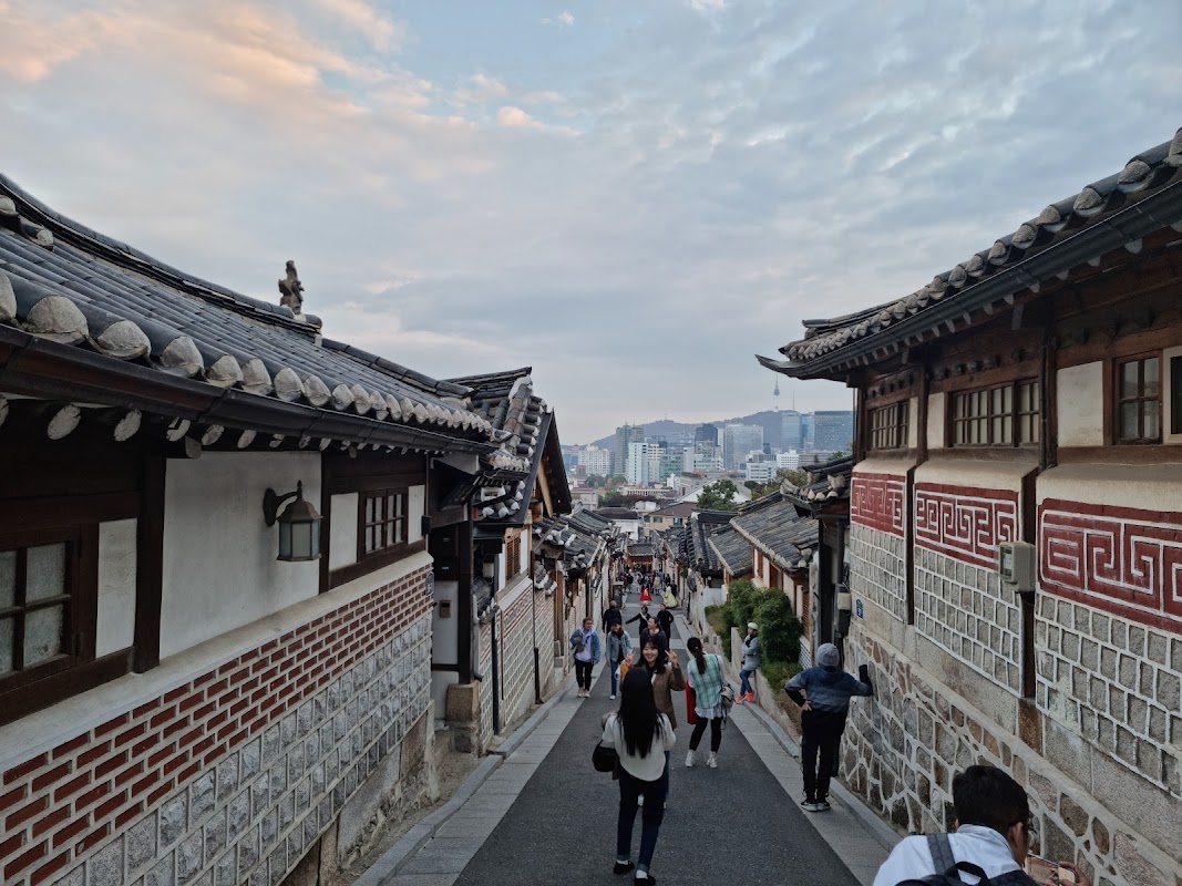 Bukchon Hanok Village Titelbild