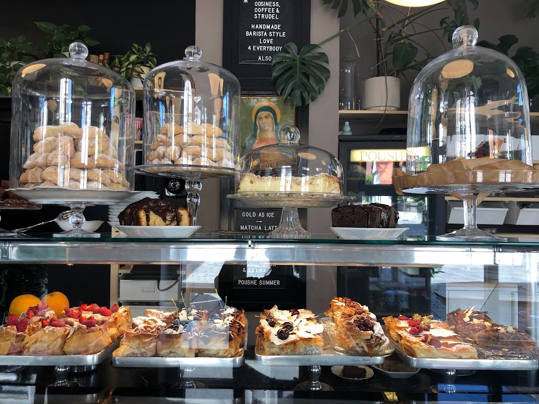 Poushe Coffeeshop Stuttgart ヒーロー画像