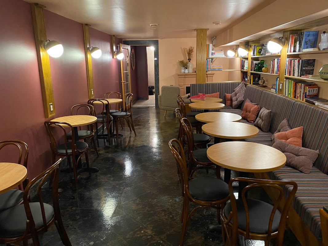 Ten Toes Coffee House Titelbild