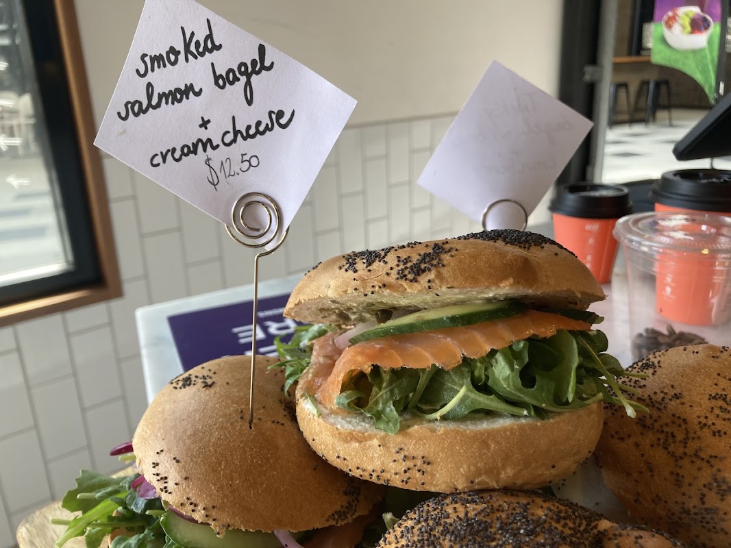 The Commons Deli & Cafe Titelbild