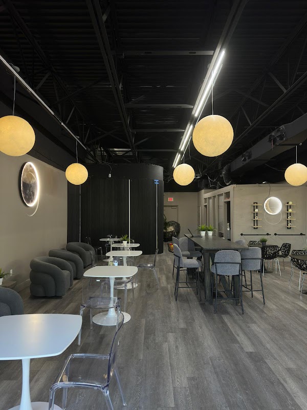 Eclipse Cafe Titelbild