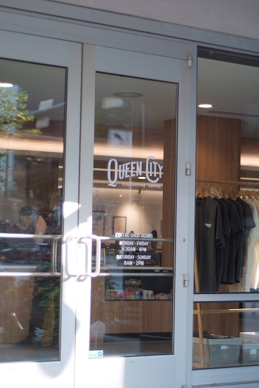 Queen City Collective Coffee ヒーロー画像