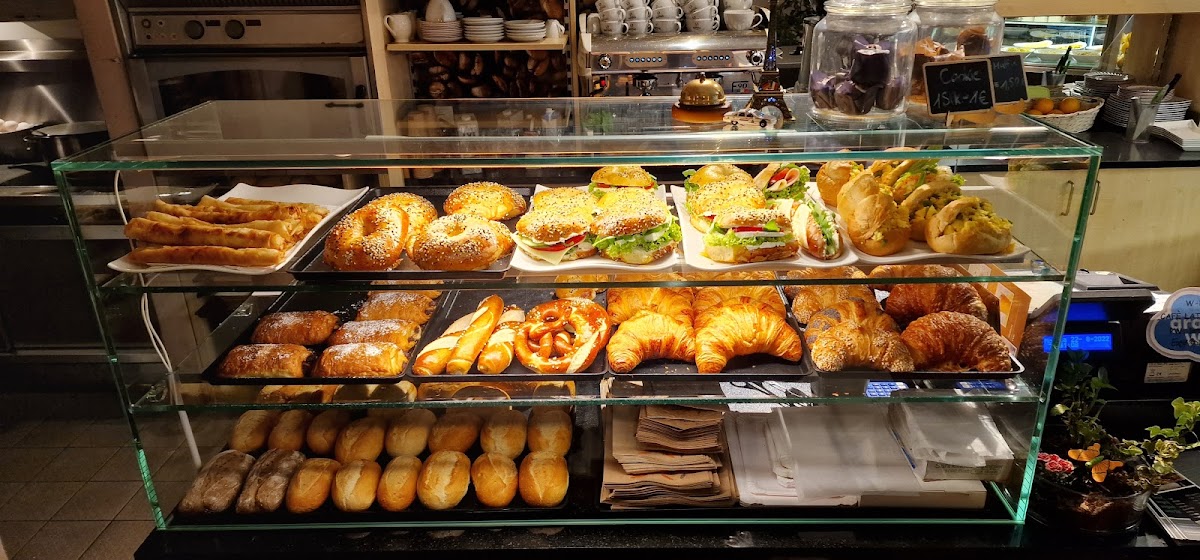 Cafe Latrio-Berlin hero