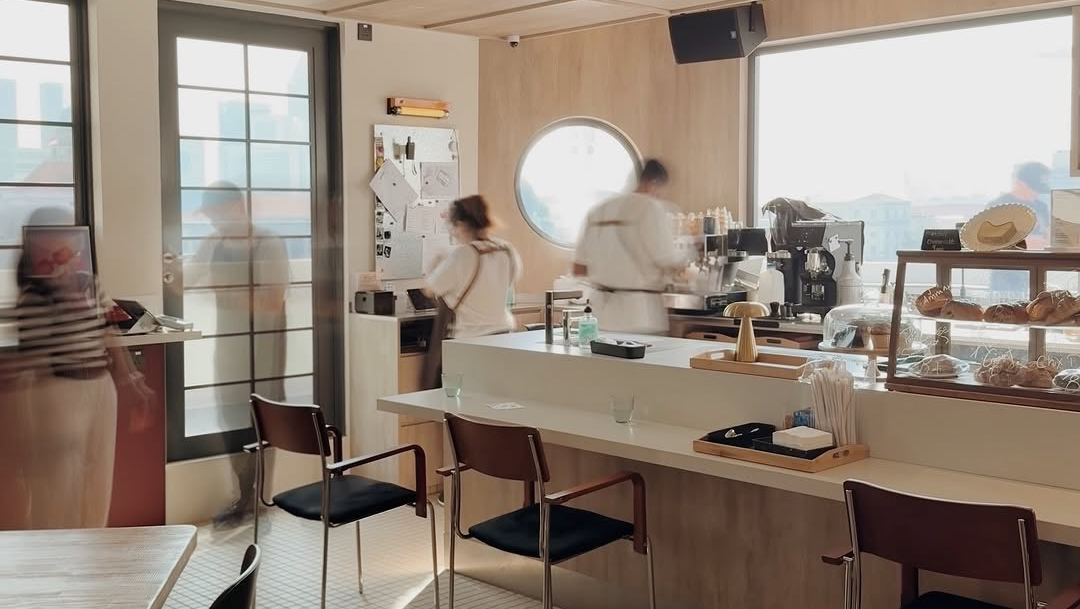 Photo principale POUT Rooftop Cafe