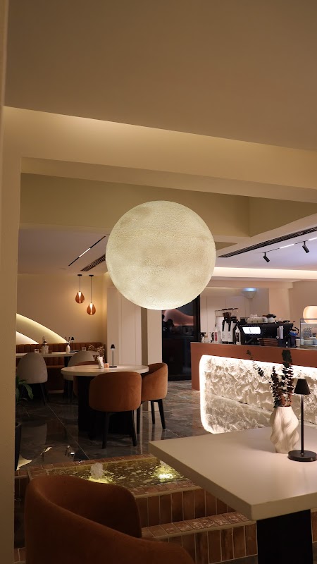 Photo principale The Good Moon