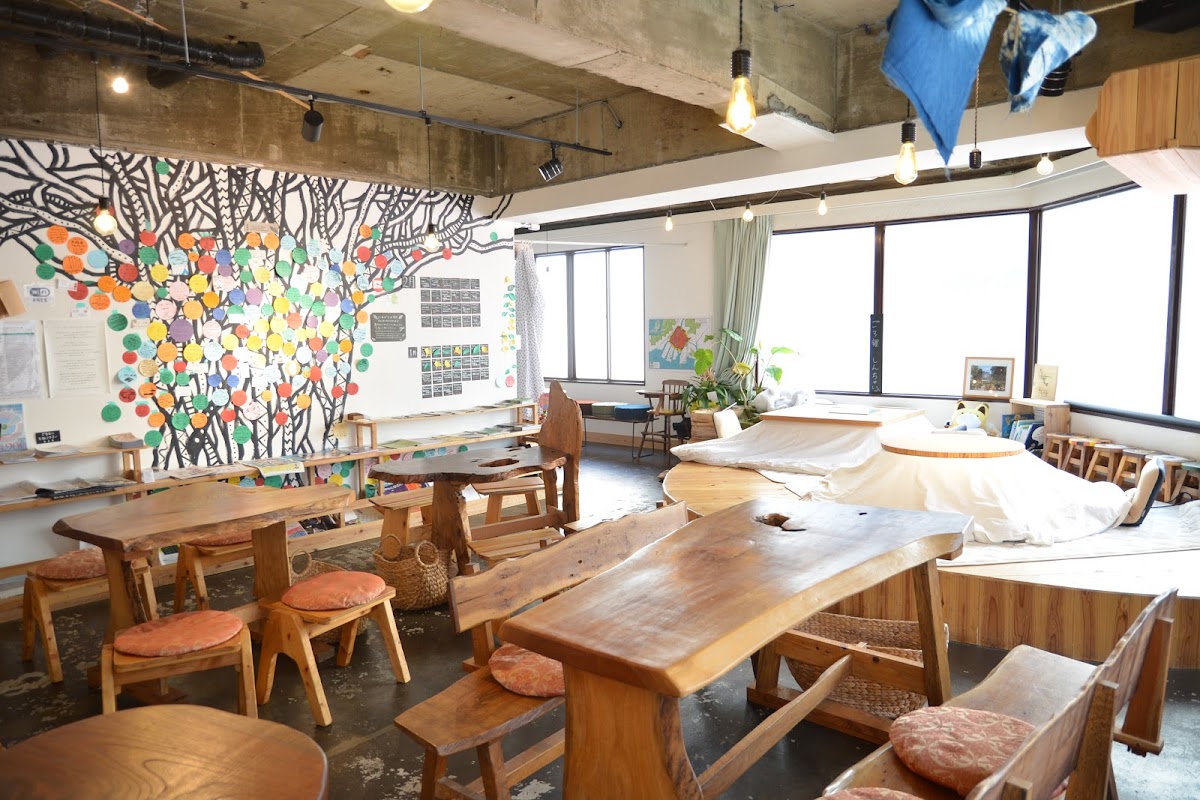 Hachidori-sha Social Book Cafe ヒーロー画像