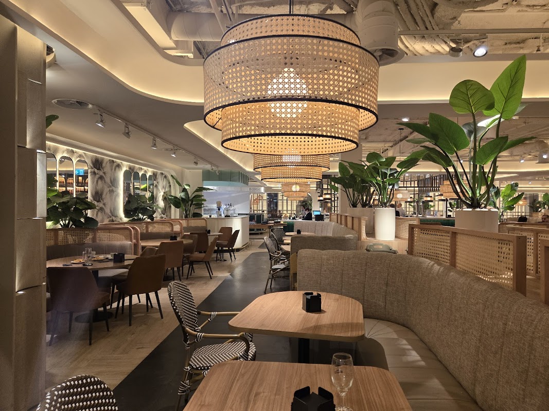 Las Nubes Market - ECI Preciados hero