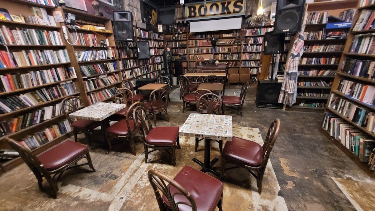 Mutiny Information Cafe ヒーロー画像