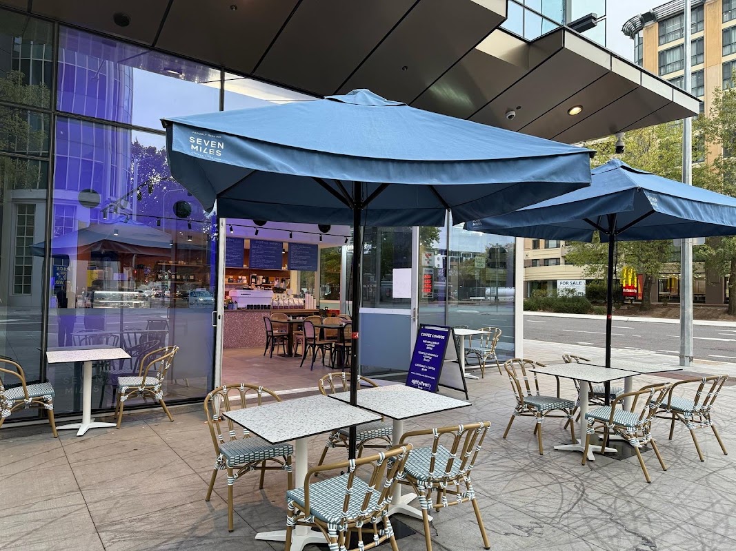 EightyTwenty Canberra | Mort St - Express Cafe ヒーロー画像