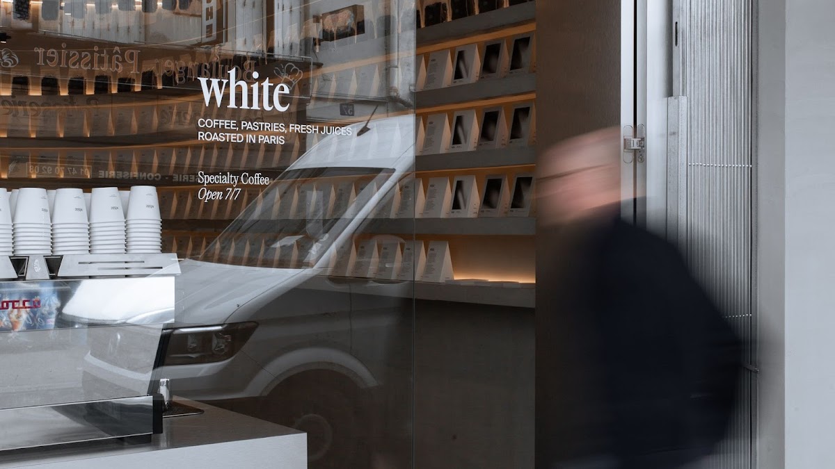 WHITE Coffee - Paris 10 hero