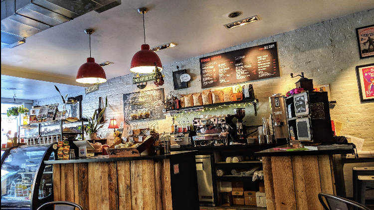 Baby's On Fire Titelbild