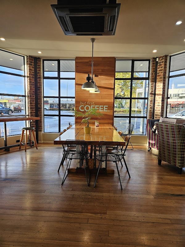 Coffee Culture Five Cross Roads Titelbild