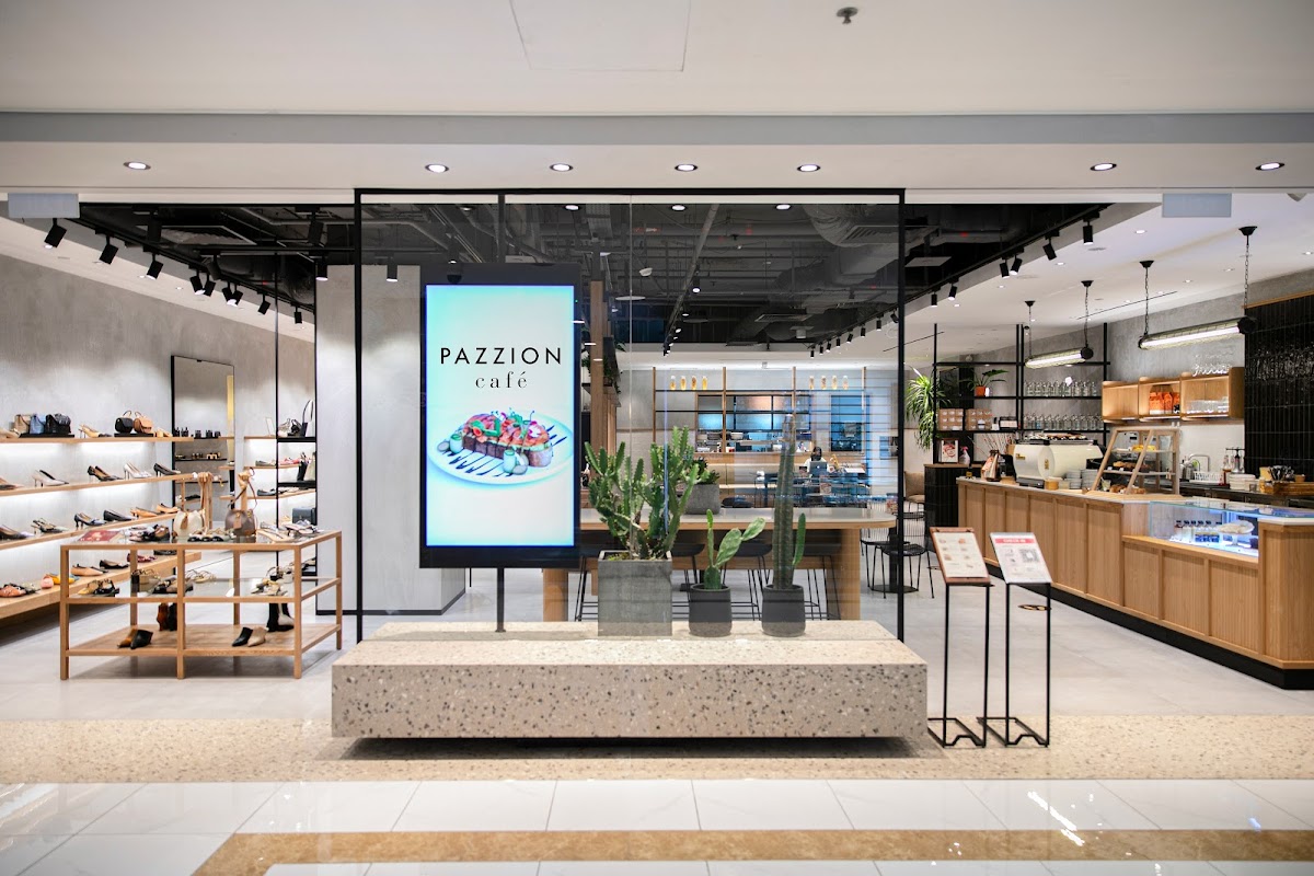Pazzion Café hero