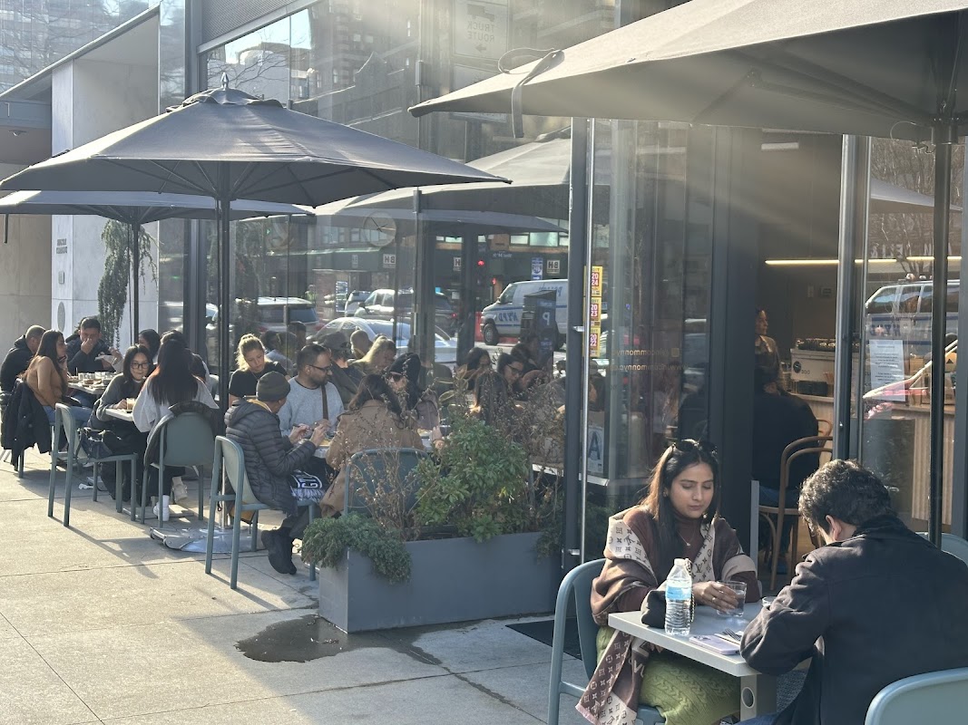 In Common NYC - A Breakfast & Brunch Restaurant hero